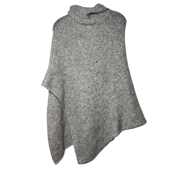 Incalpaca TPX Gray Turtleneck Poncho Sweater Cape L/XL Asymmetric Hem Winter - Picture 2 of 12
